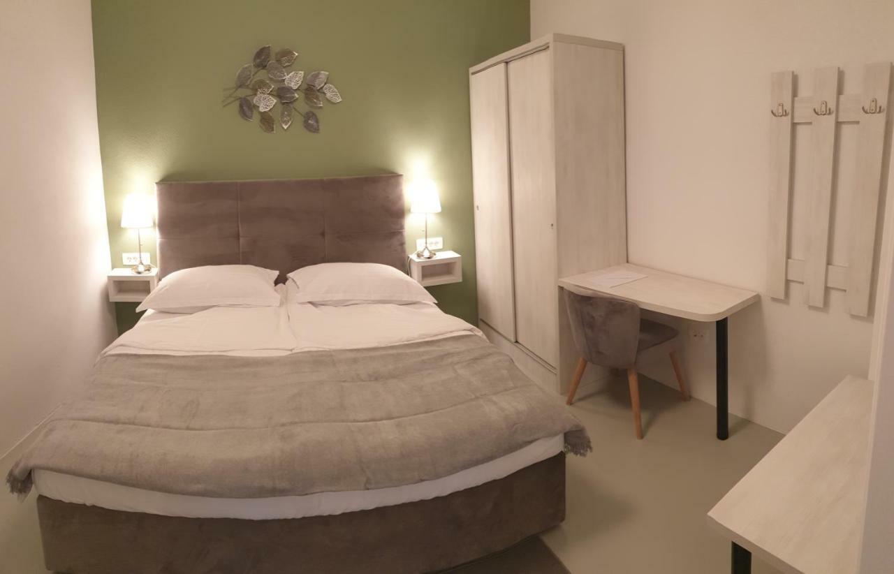 Apartment Adriatico Eterno 1 Ровин Екстериор снимка